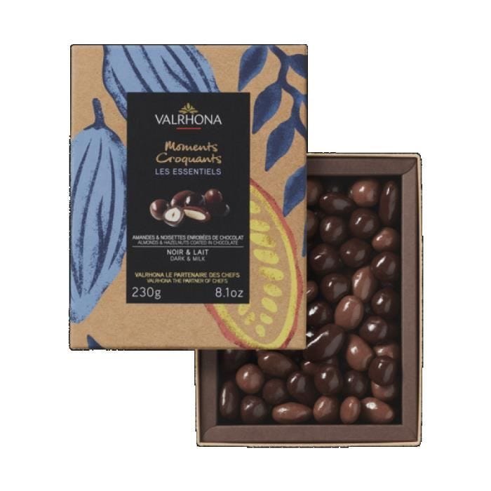 Hellocandy Coffret Les Essentiels Amandes Et Noisettes Chocolat Noir Et Lait 230