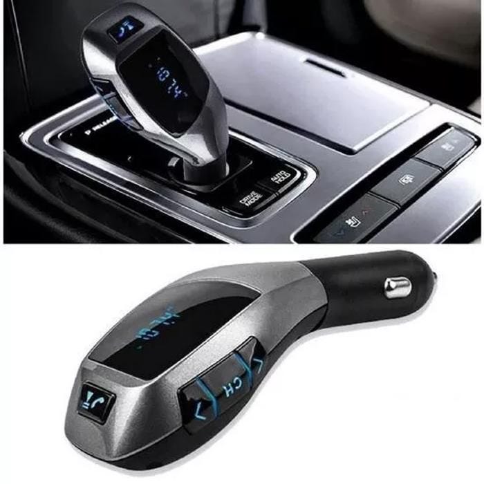 Kit voiture mains libres sans fil Bluetooth FM Transmetteur LCD lecteur MP3 Chargeur USB