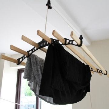 Etendoir à Linge Suspendu de 1,8 Mètre, 6 Lattes en Pin, Supports et Poulie Noir