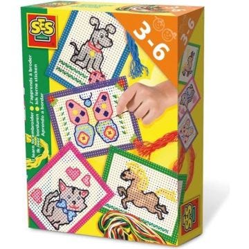 SES CREATIVE - J'apprends à broder - Cartes préimprimées et perforées - Toile à gros trous - Pour enfant de plus de 3 ans