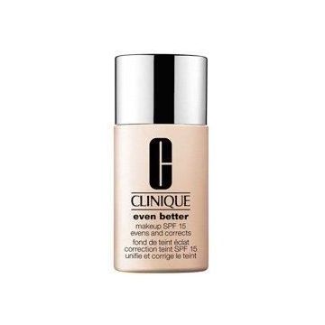 Fondotinta antimacchie con SPF 15.
