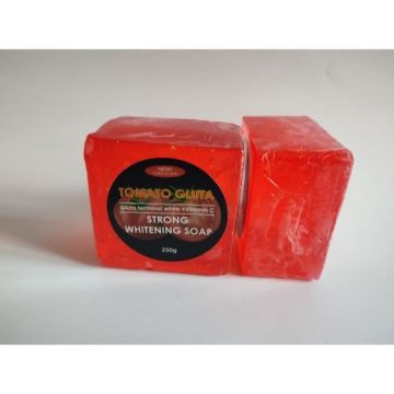 Savon gluta tomato, très gommant et éclaircissant