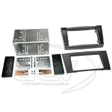 Kit Facade autoradio 2DIN compatible avec Mercedes Classe E W211 02-09 Noir Rubber touch