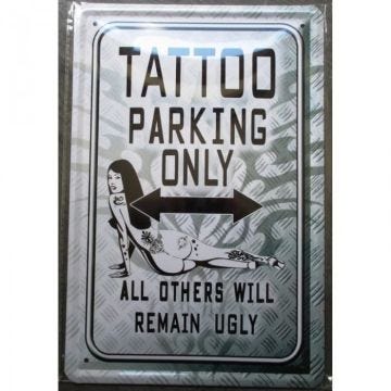 Plaque en métal relief Tattoo Parking - Blanc