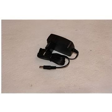 Chargeur - Hoover - 48006269 - 39400135 - ATN300B 011 - CA 100-240/ DC 12 - Câble inclus