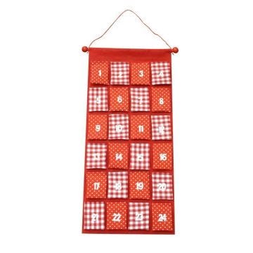 Calendrier de l'Avent en feutrine rouge - MegaCrea DIY