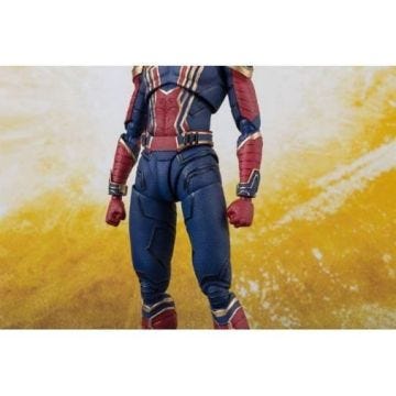 AVENGERS INFINITY WAR - Iron Spider Figuarts (Bandai)