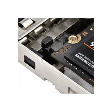 Adaptateur SSD M.2 NVMe - StarTech.com - PCIe x4 - Noir - Plateau amovible - PCIe 4.0