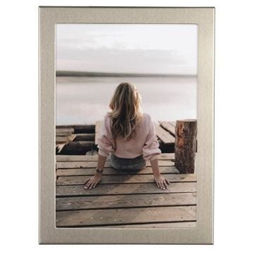 Cadre photo - HAMA - Riva - Titane - 13 x 18 cm - Design discret - Velours de qualité supérieure
