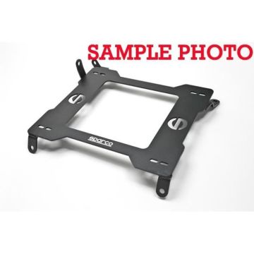 Modèle: TJ WRANGLER MARQUE: JEEP ANNÉE: 1997- 2006 RÉFÉRENCE: S00499127SX Marque: Sparco EAN: - SPARCO